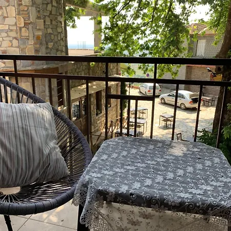 Iras House * Kardítsa